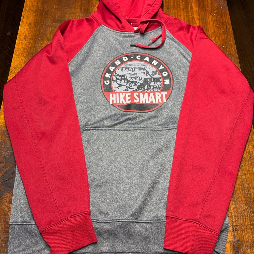 BAW Adult Red and Gray Grand Canyon National‎ Park Hoodie, Size Small